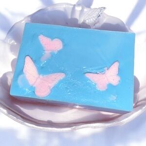 Vanilla sugar SOAP Handmade 3x2in 6oz 3D butterfly’s shea butter & SHIMMER